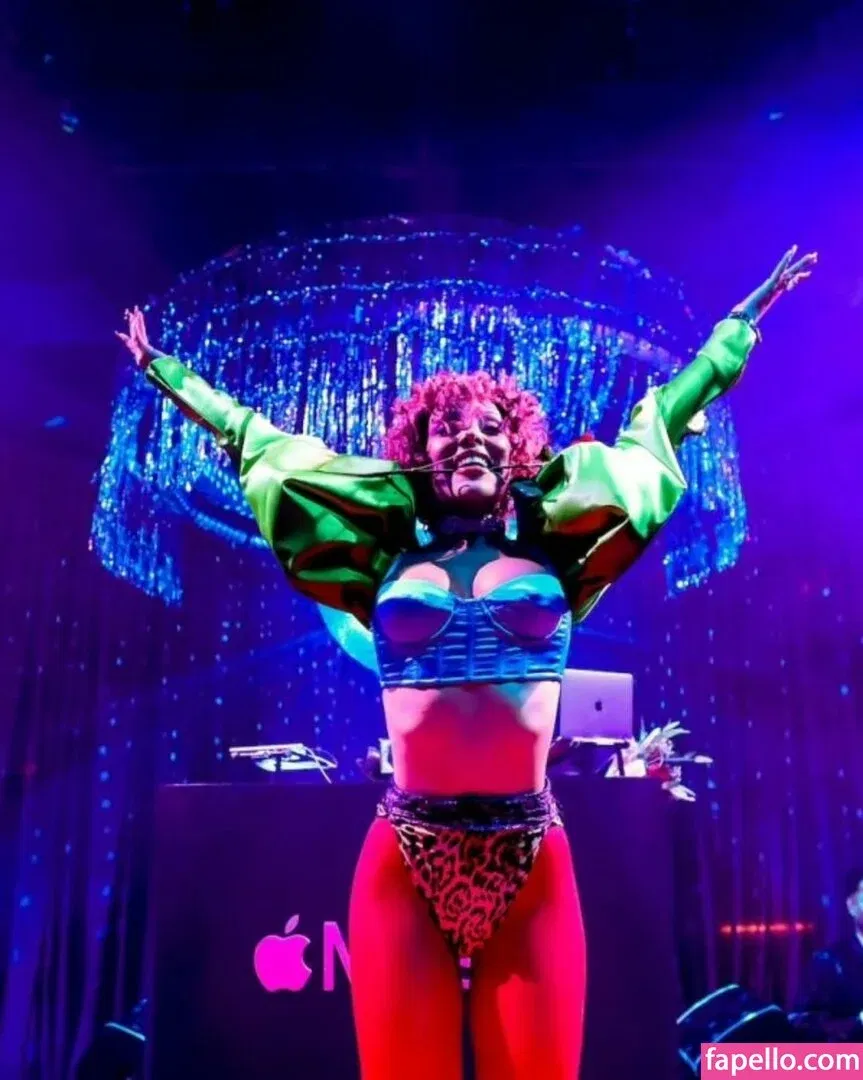 Doja Cat Onlyfans Photo Gallery 