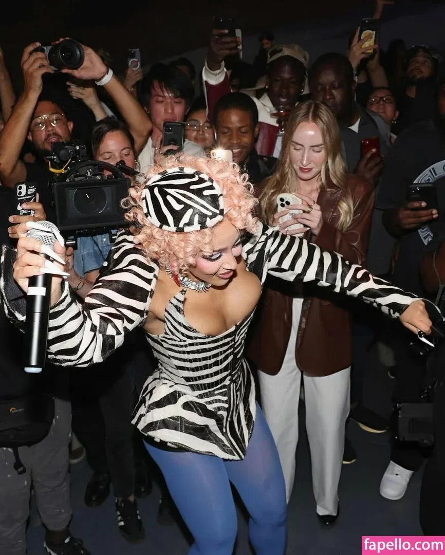 Doja Cat Onlyfans Photo Gallery 