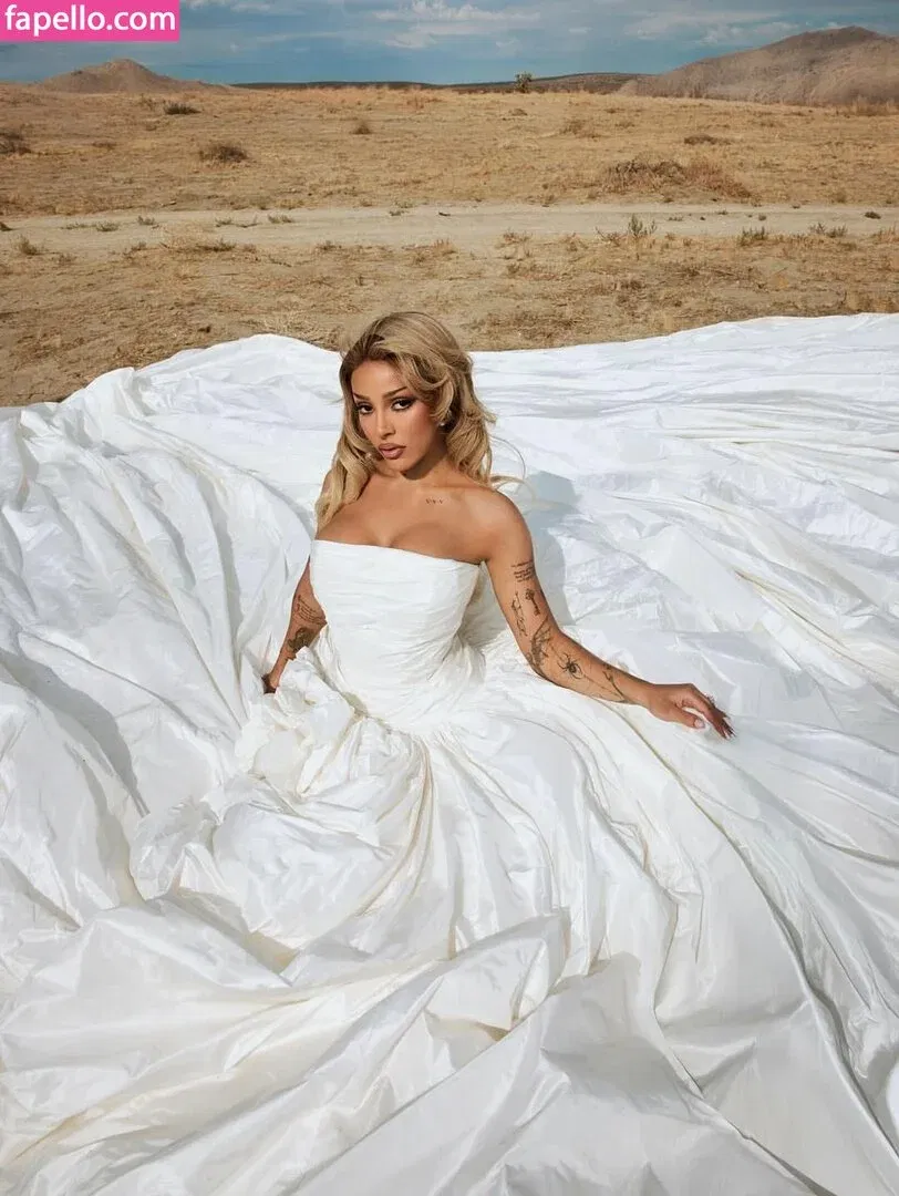 Doja Cat Onlyfans Photo Gallery 