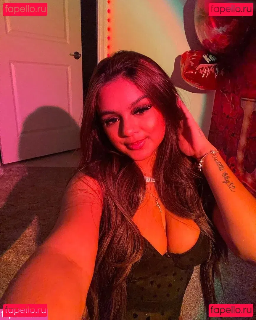 Valentina Paola Onlyfans Photo Gallery 