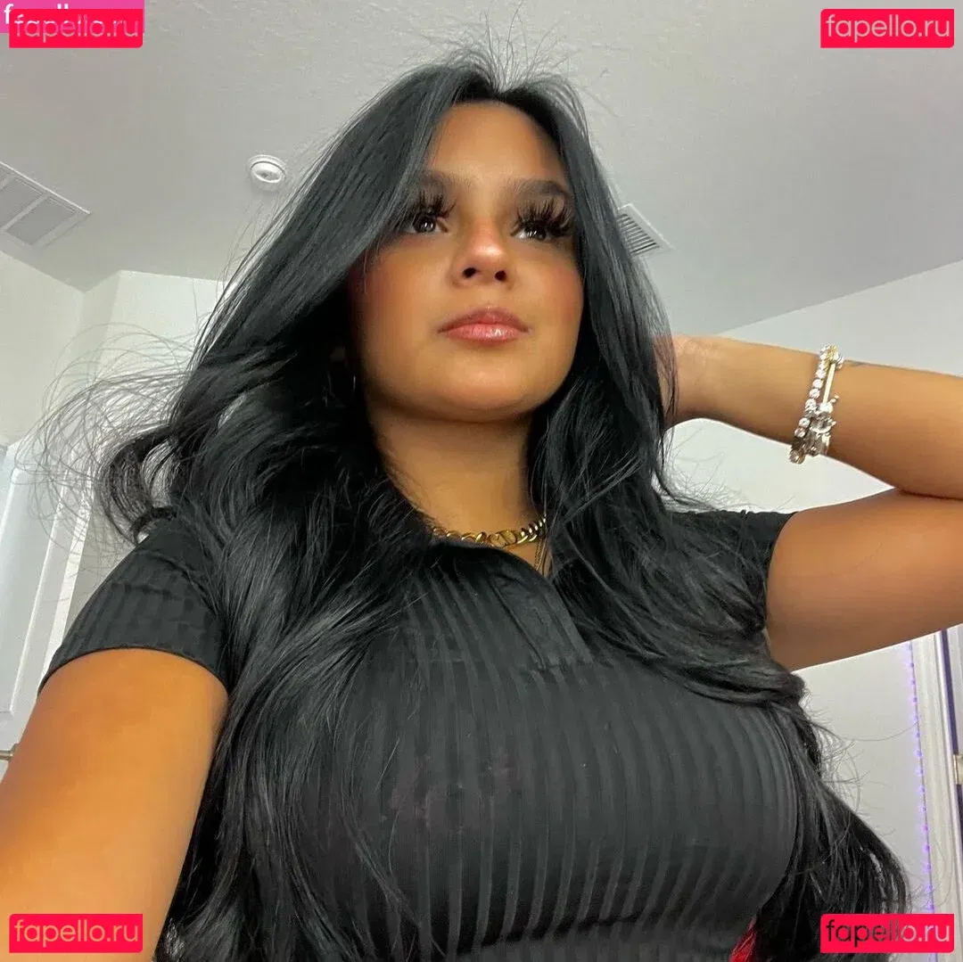 Valentina Paola Onlyfans Photo Gallery 
