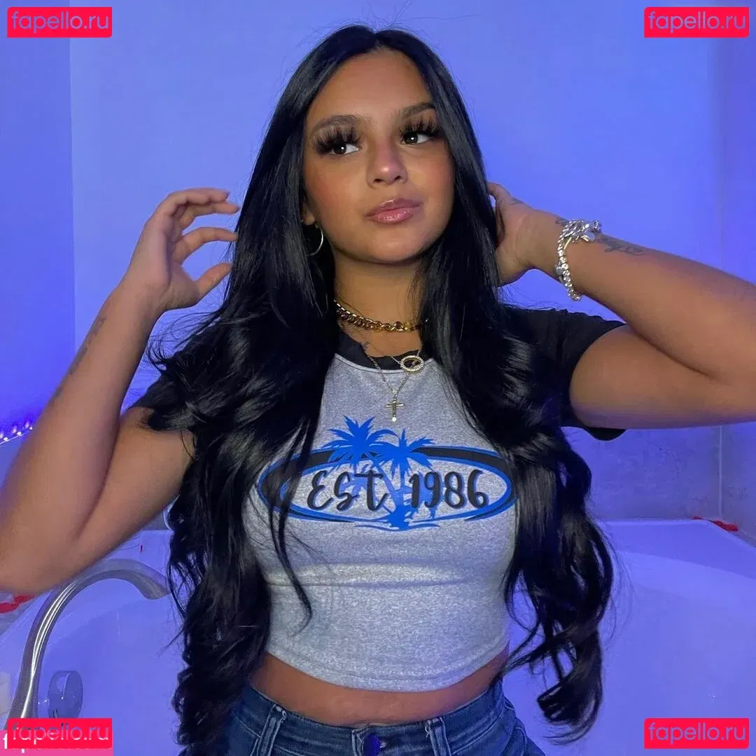 Valentina Paola Onlyfans Photo Gallery 