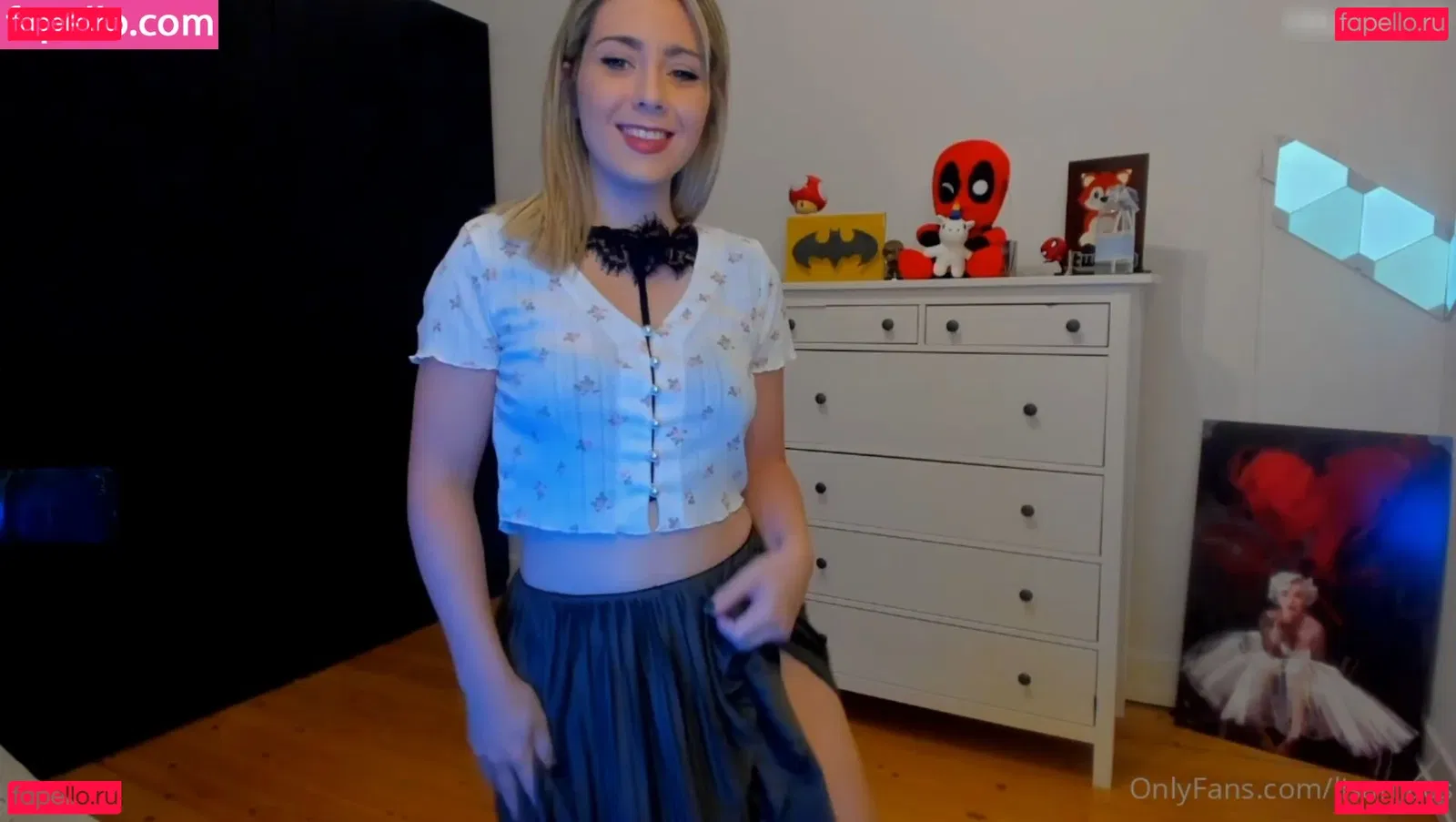 Kimilee / Lisamaus Onlyfans Photo Gallery 