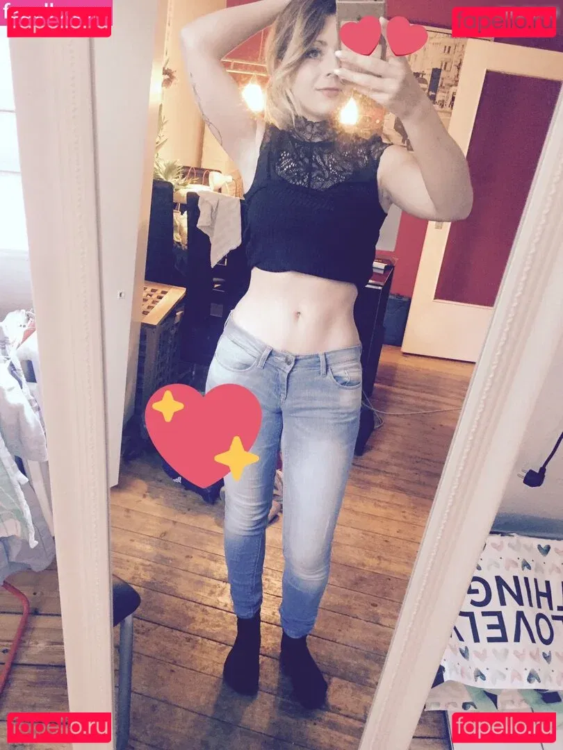 Kimilee / Lisamaus Onlyfans Photo Gallery 