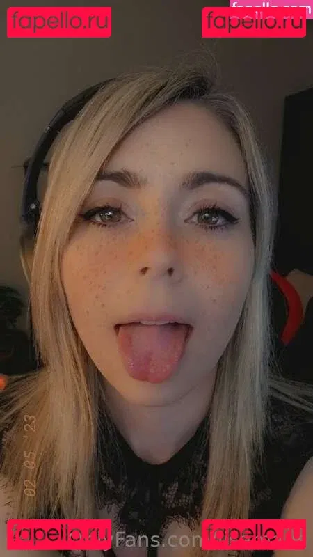 Kimilee / Lisamaus Onlyfans Photo Gallery 