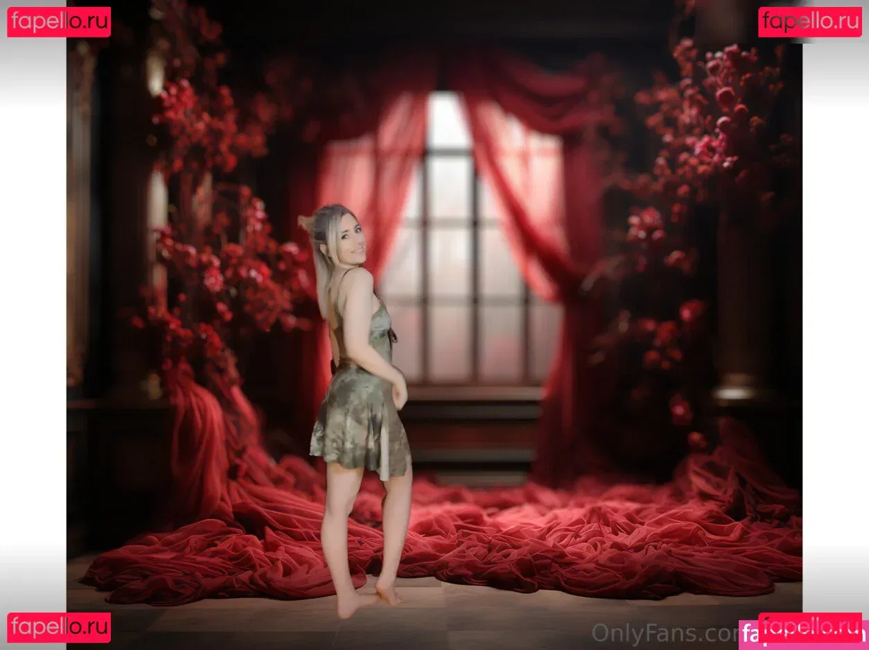 Kimilee / Lisamaus Onlyfans Photo Gallery 