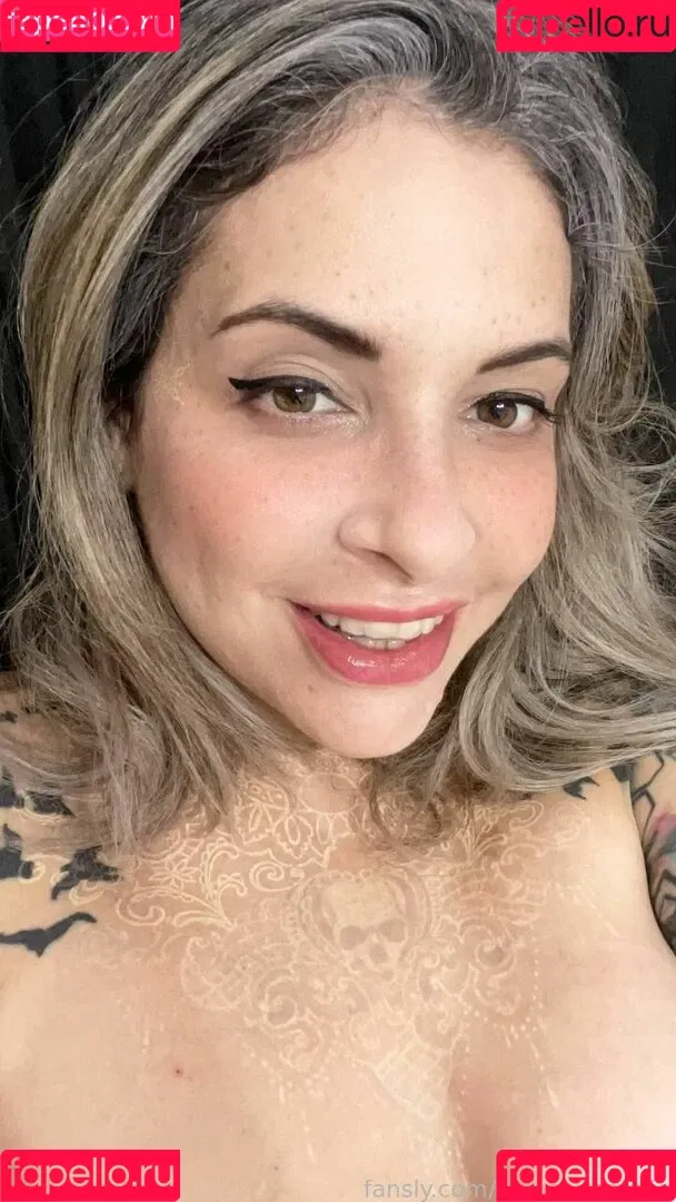 Cumslutnatalie Onlyfans Photo Gallery 