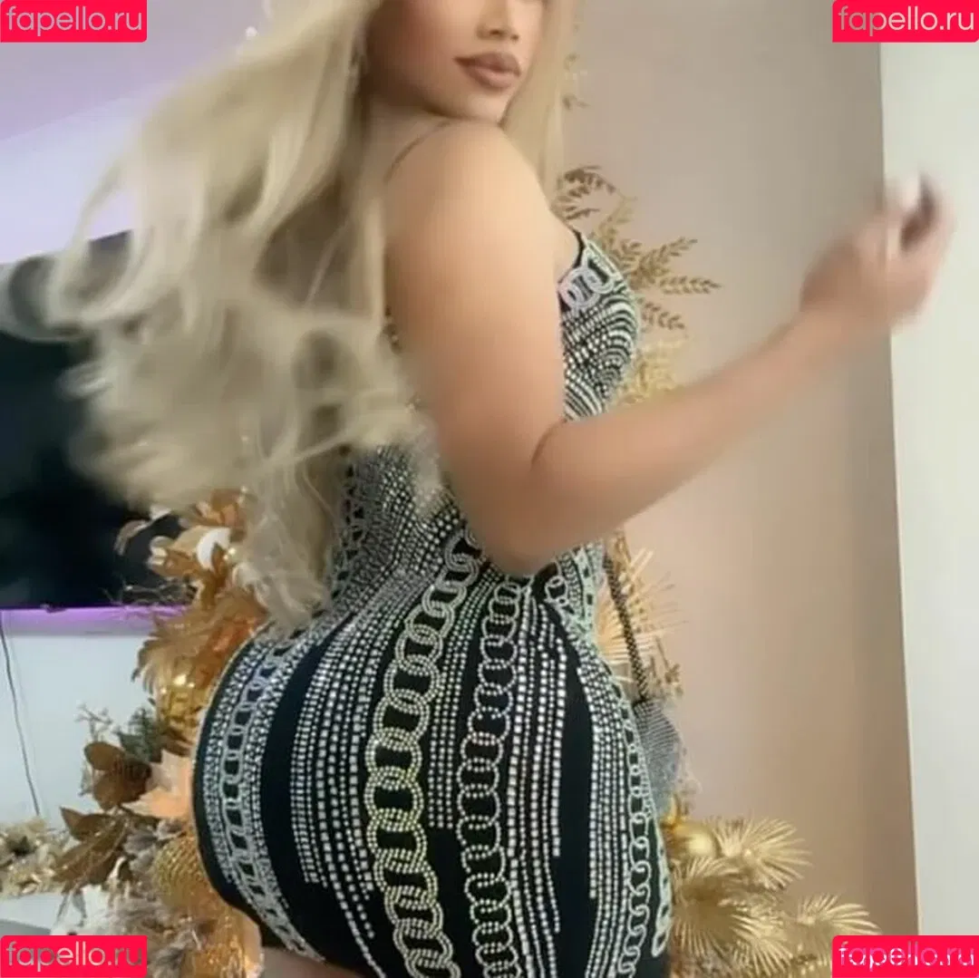 Darlyn Castillo Onlyfans Photo Gallery 