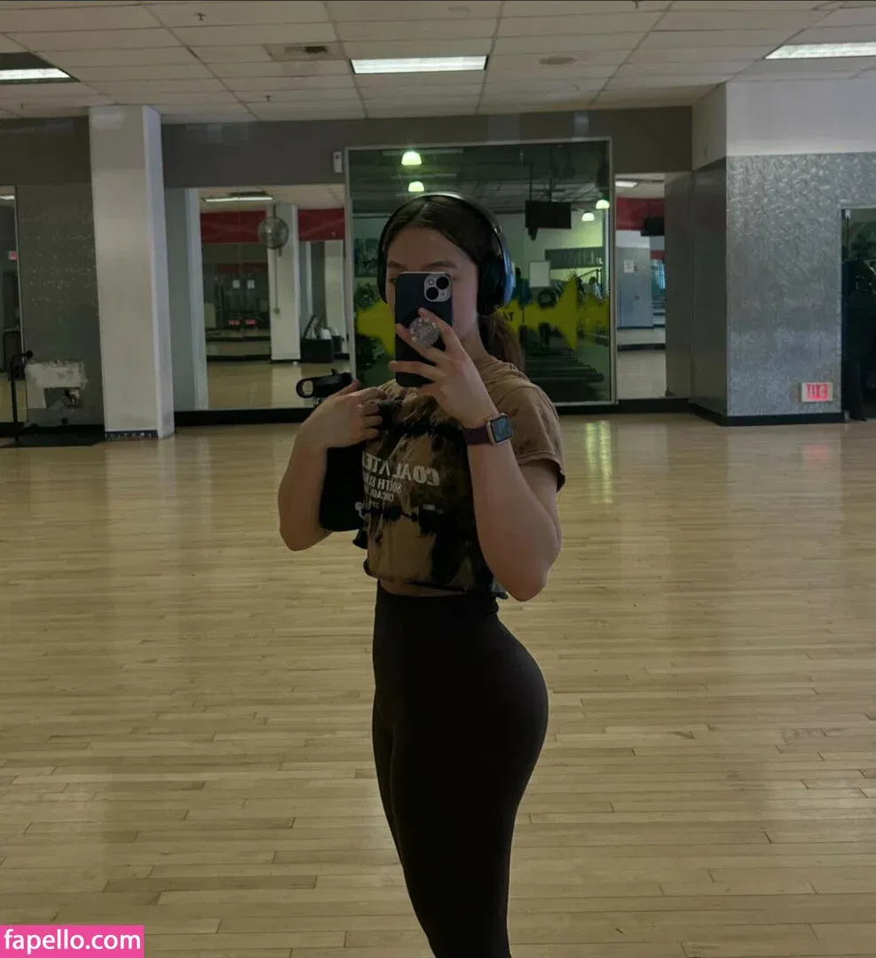 Cloud Crystal ASMR Onlyfans Photo Gallery 