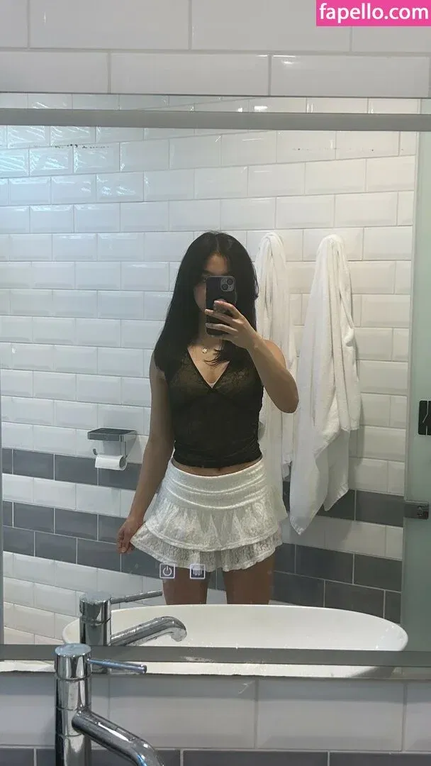 Cloud Crystal ASMR Onlyfans Photo Gallery 