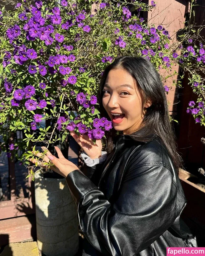 Cloud Crystal ASMR Onlyfans Photo Gallery 