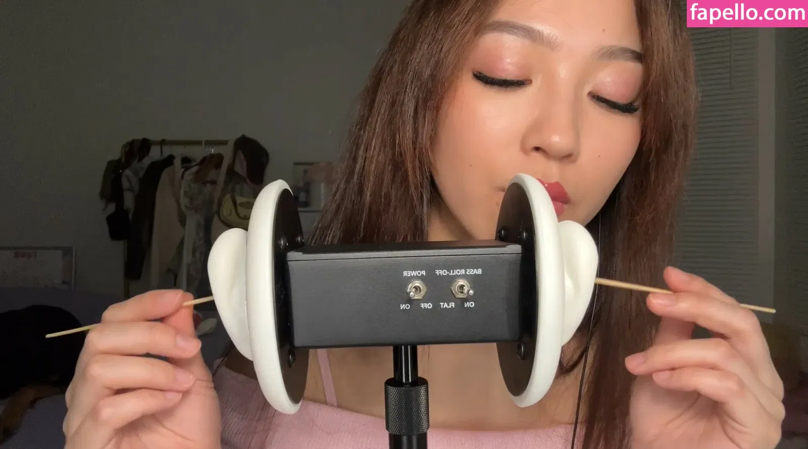 Cloud Crystal ASMR Onlyfans Photo Gallery 