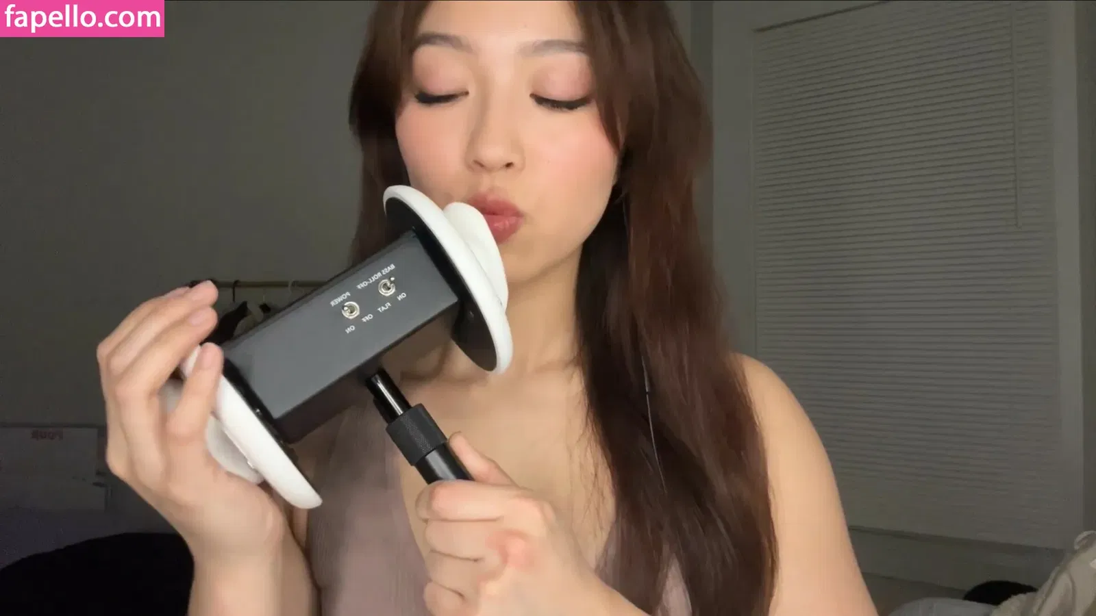 Cloud Crystal ASMR Onlyfans Photo Gallery 