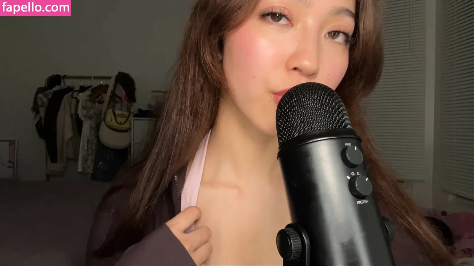 Cloud Crystal ASMR Onlyfans Photo Gallery 