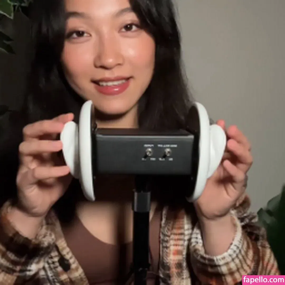 Cloud Crystal ASMR Onlyfans Photo Gallery 