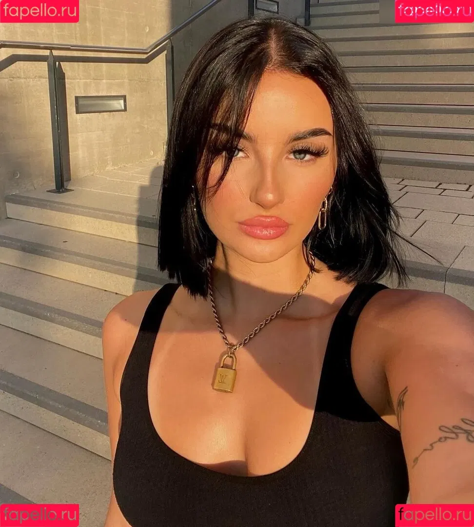 Paula Metzmeier Onlyfans Photo Gallery 