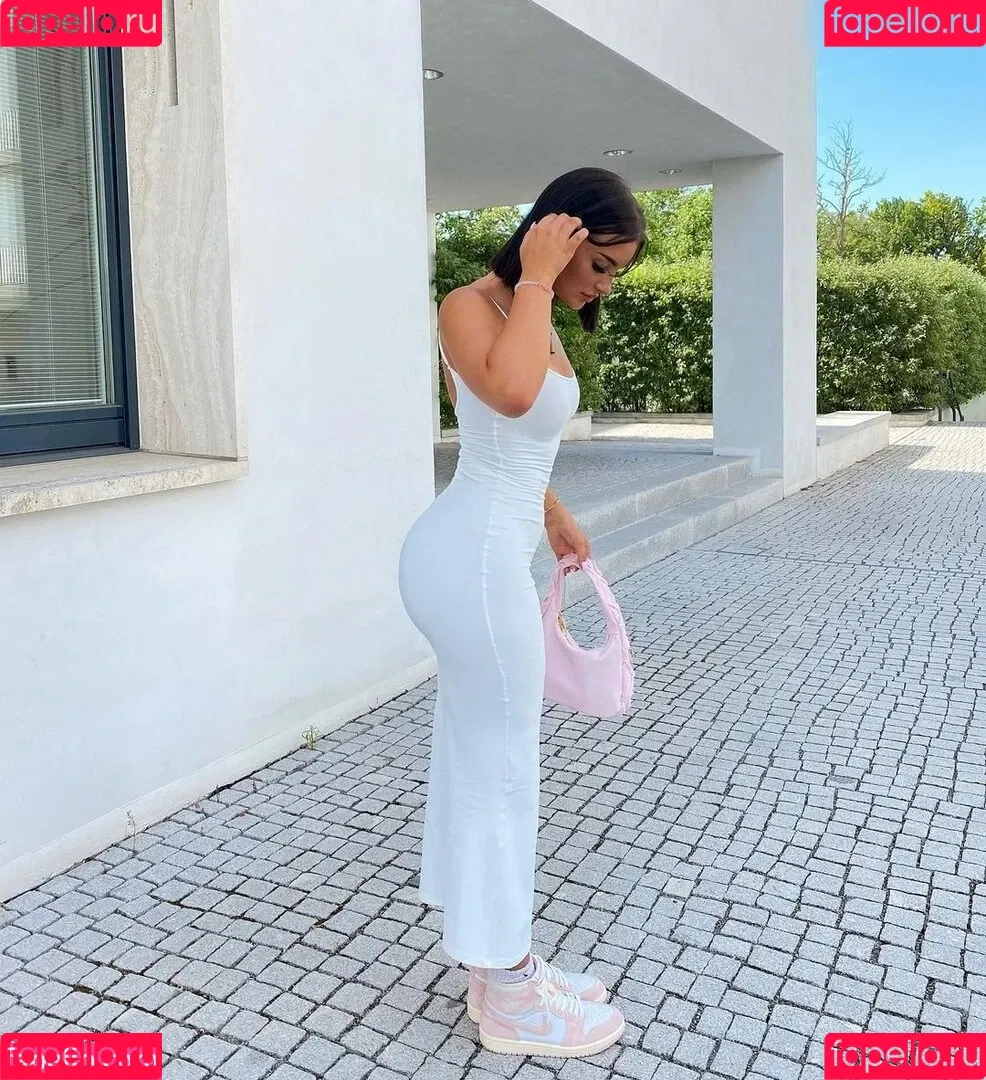 Paula Metzmeier Onlyfans Photo Gallery 