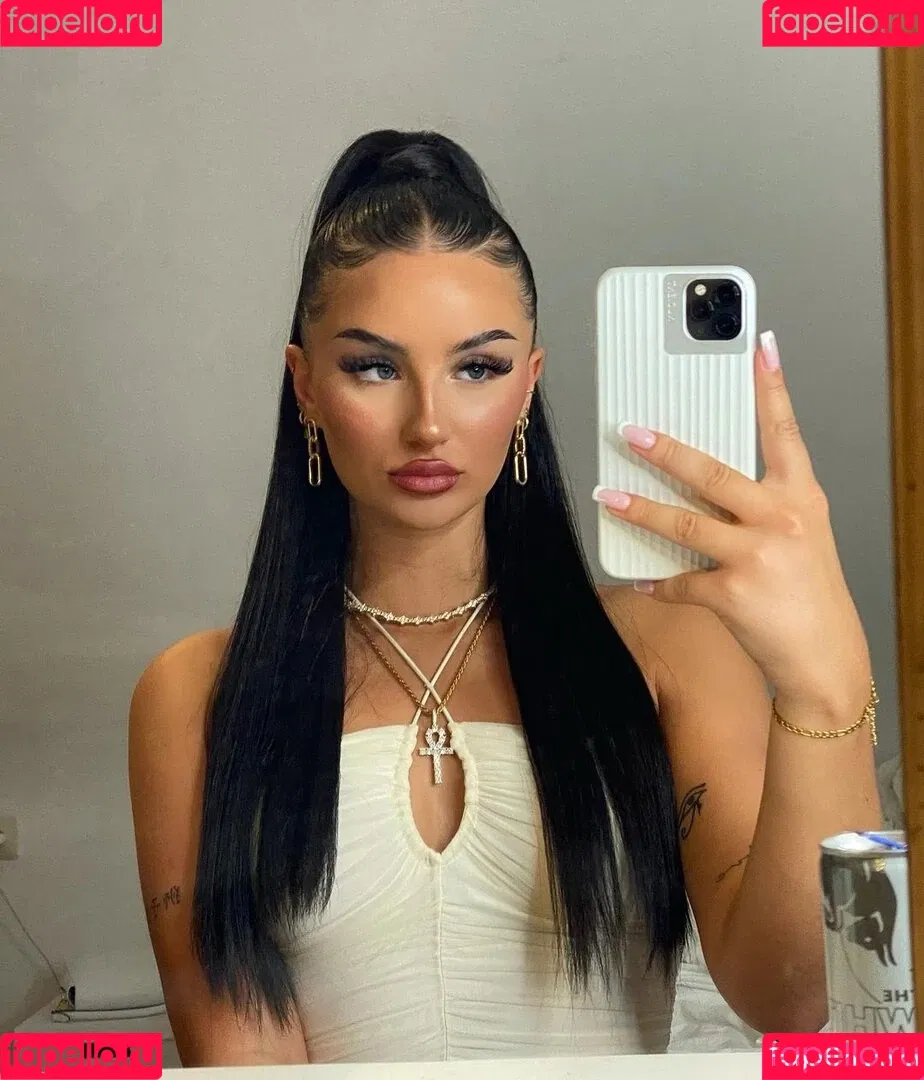 Paula Metzmeier Onlyfans Photo Gallery 