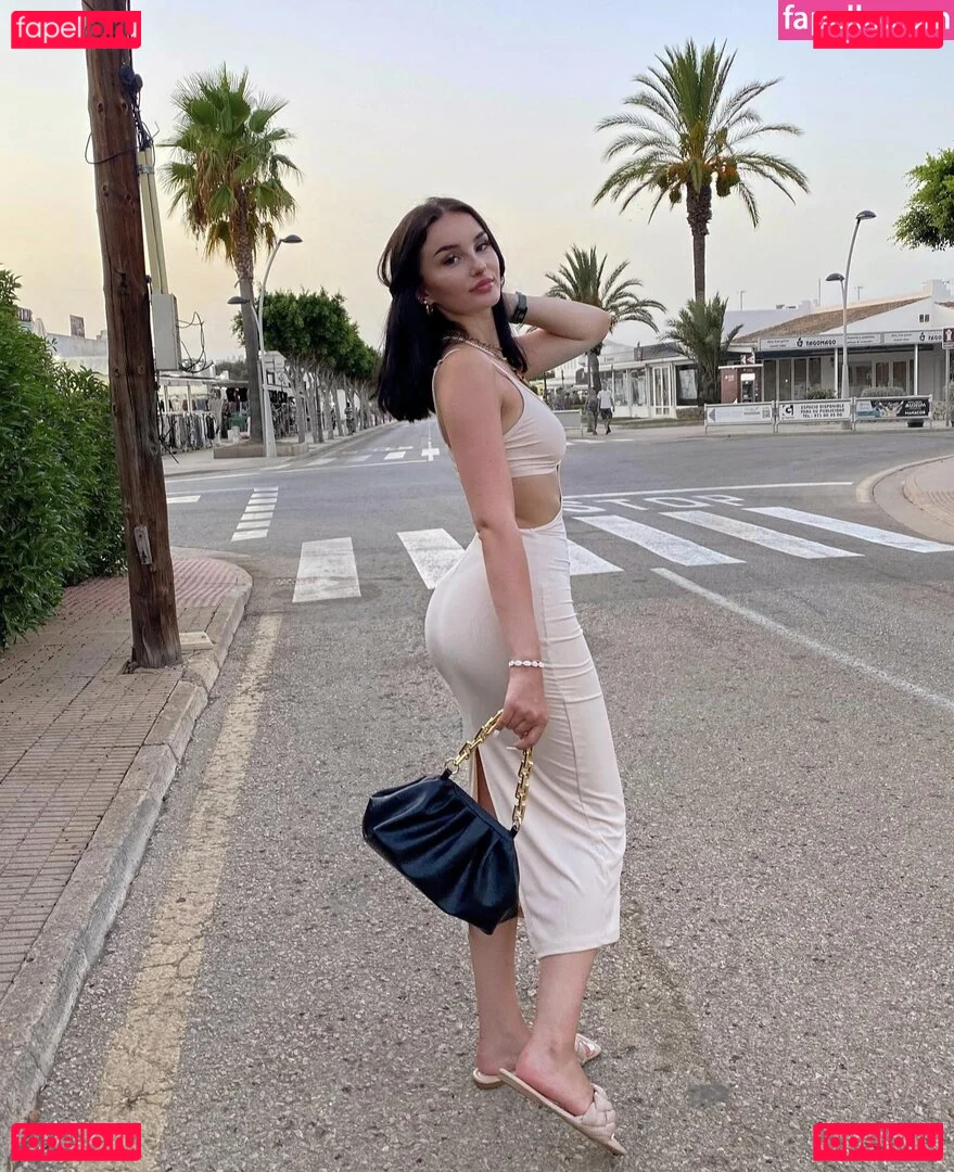 Paula Metzmeier Onlyfans Photo Gallery 