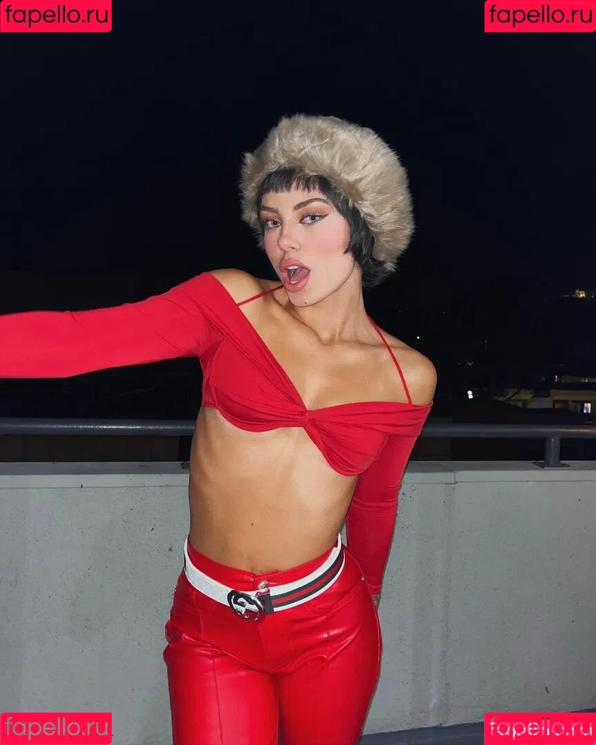 Caitlin Carmichael Onlyfans Photo Gallery 