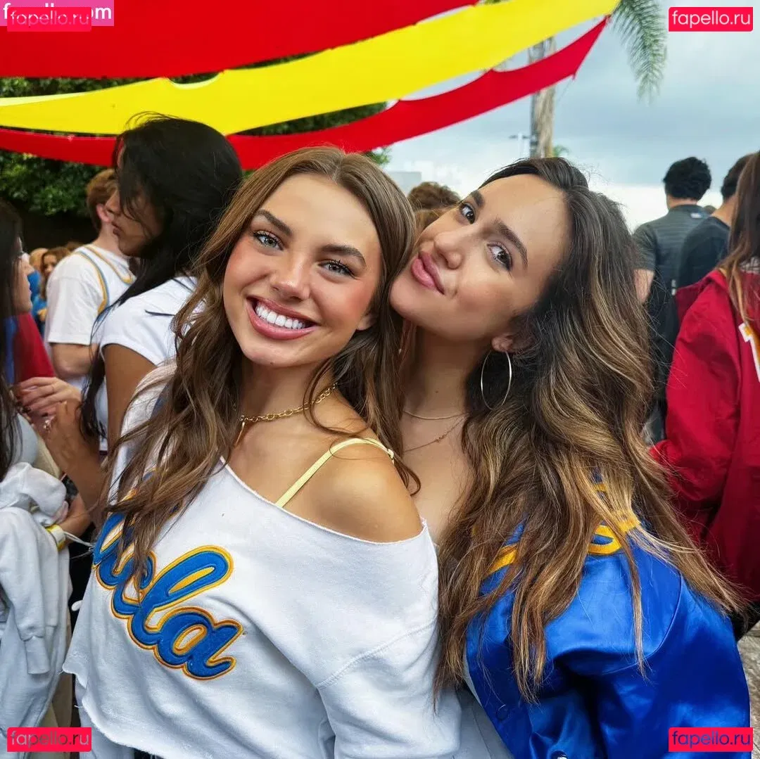 Caitlin Carmichael Onlyfans Photo Gallery 