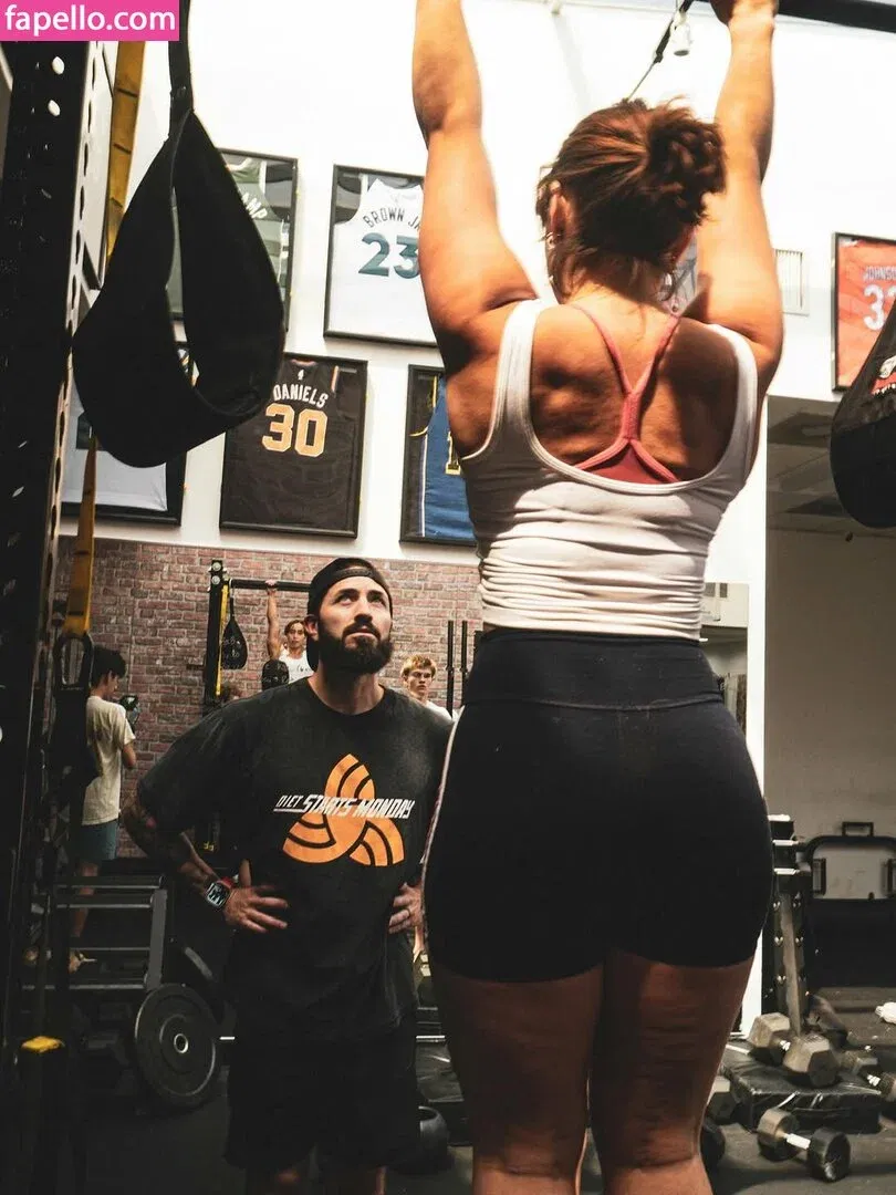 Katelyn Ohashi Onlyfans Photo Gallery 