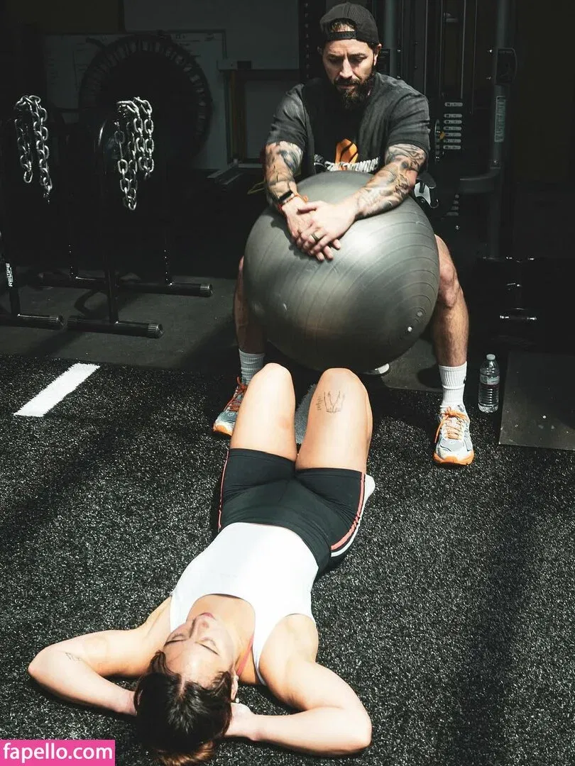 Katelyn Ohashi Onlyfans Photo Gallery 