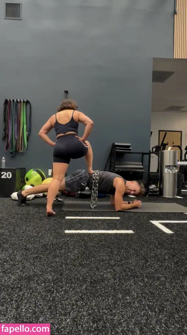 Katelyn Ohashi Onlyfans Photo Gallery 