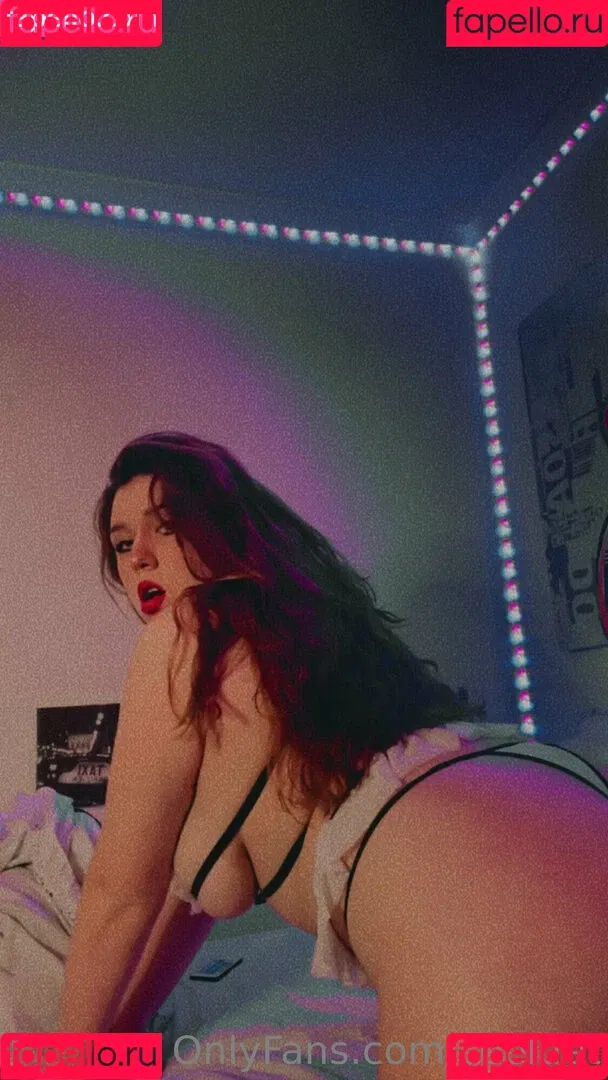 seeluet Onlyfans Photo Gallery 