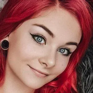 Lin mit den Hunden Onlyfans Photo Gallery 