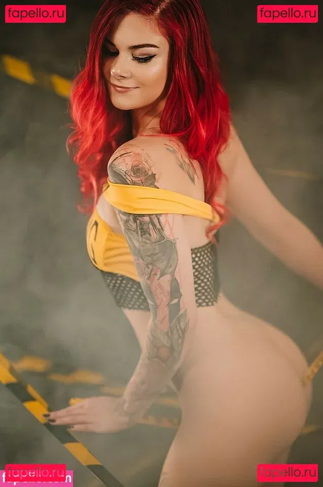 Lin mit den Hunden Onlyfans Photo Gallery 