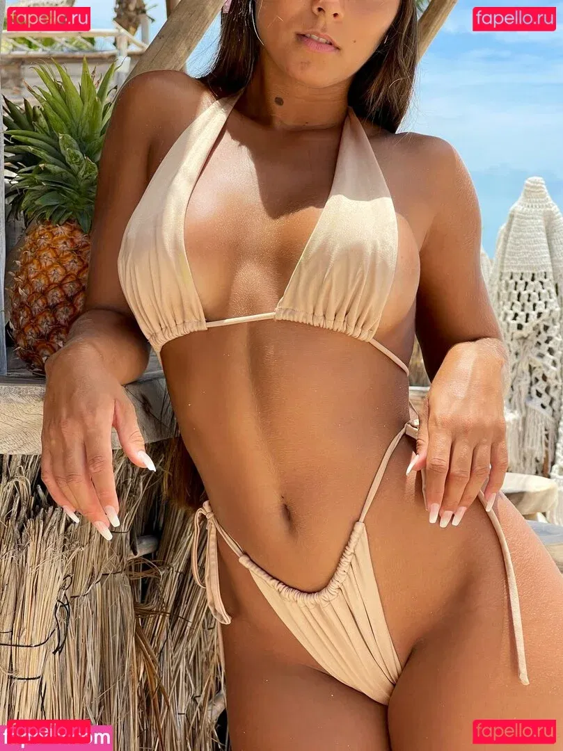 Valentina Grant Onlyfans Photo Gallery 