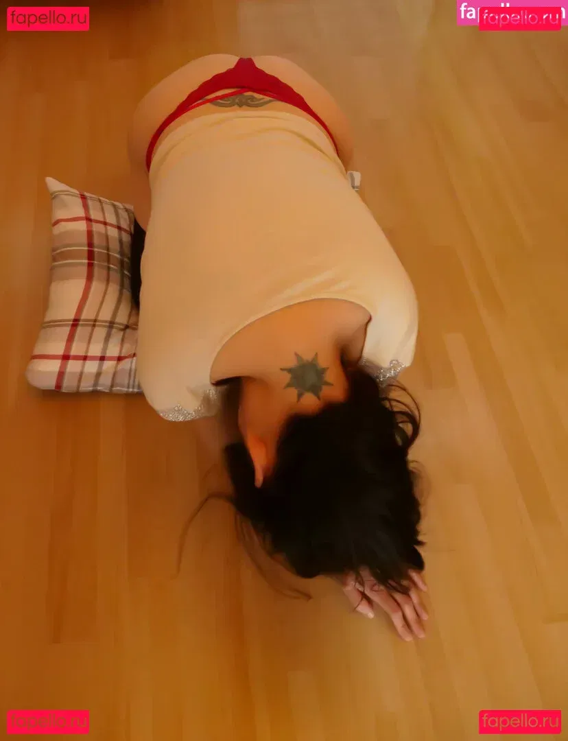 cecile_chan1 Onlyfans Photo Gallery 