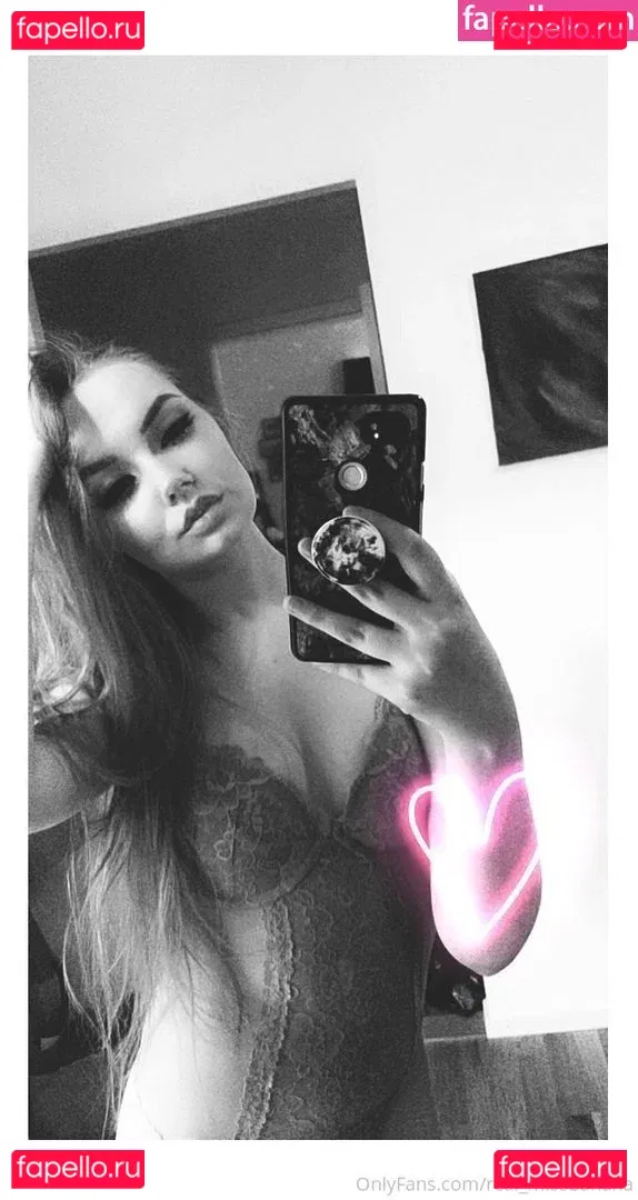 Real_missbanana Onlyfans Photo Gallery 