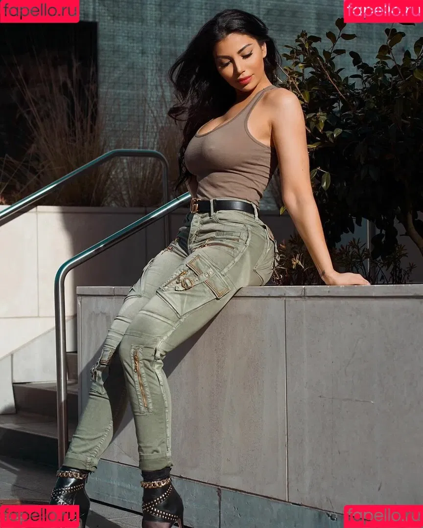 La Reina Shaw Onlyfans Photo Gallery 