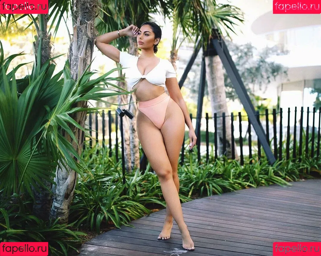 La Reina Shaw Onlyfans Photo Gallery 