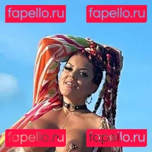 msredxxx Onlyfans Photo Gallery 