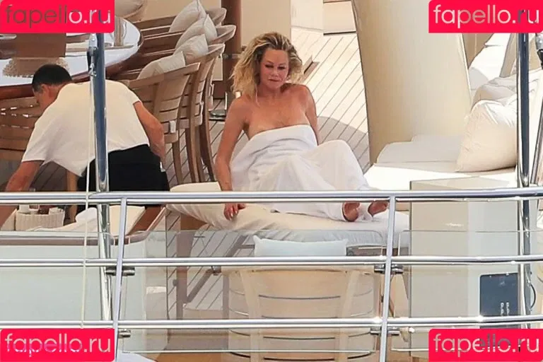 Melanie Griffith Onlyfans Photo Gallery 