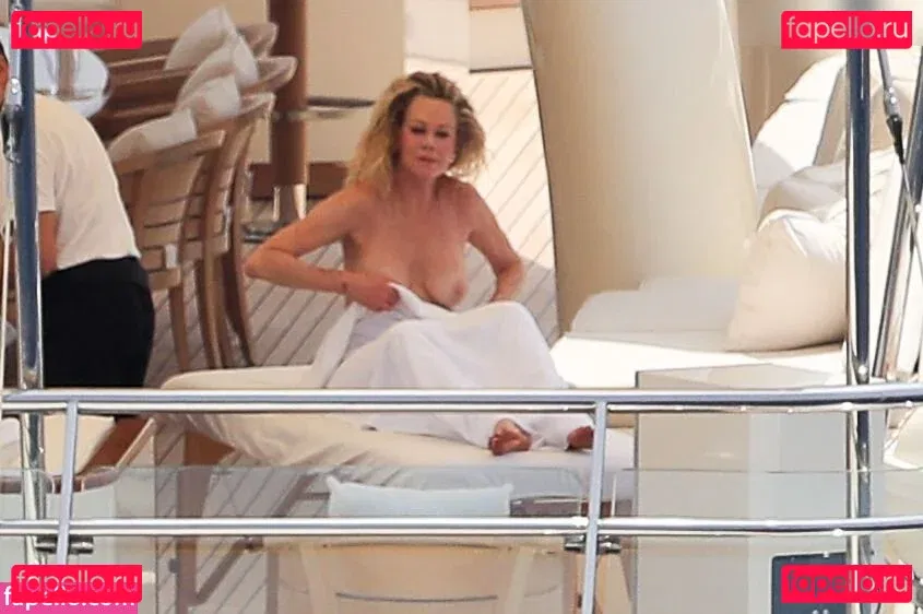 Melanie Griffith Onlyfans Photo Gallery 