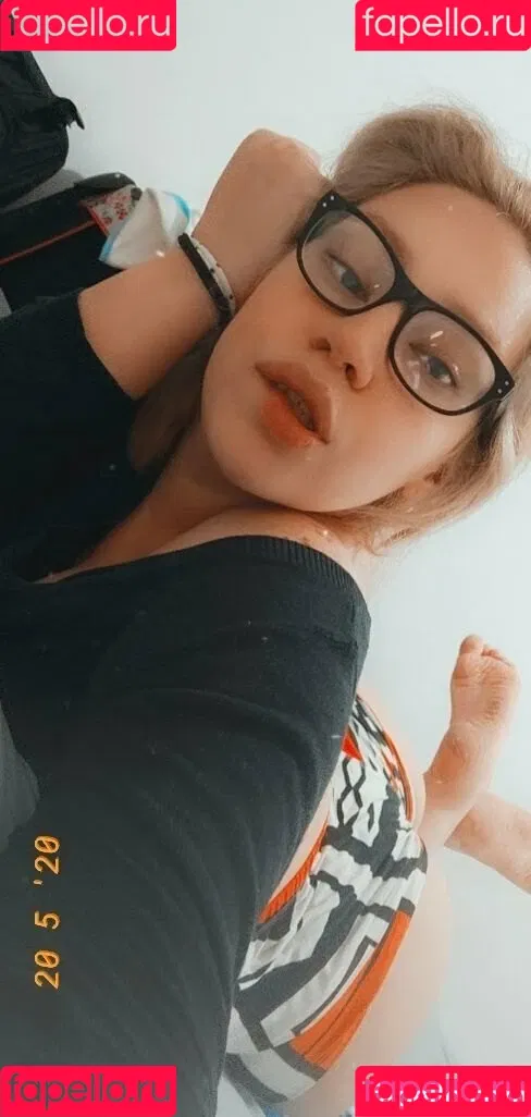 menottikathi Onlyfans Photo Gallery 