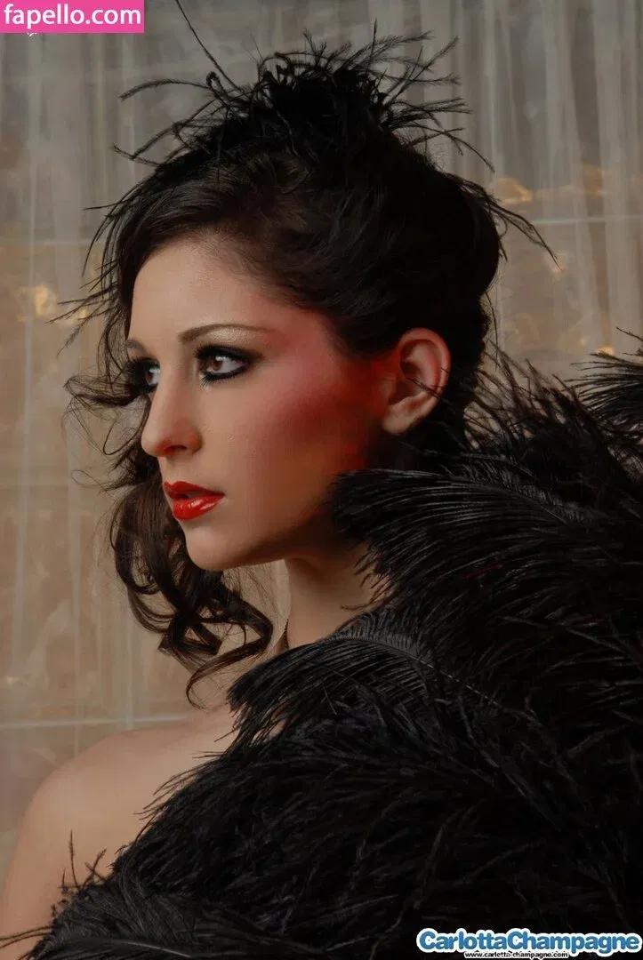 Carlotta Champagne Onlyfans Photo Gallery 