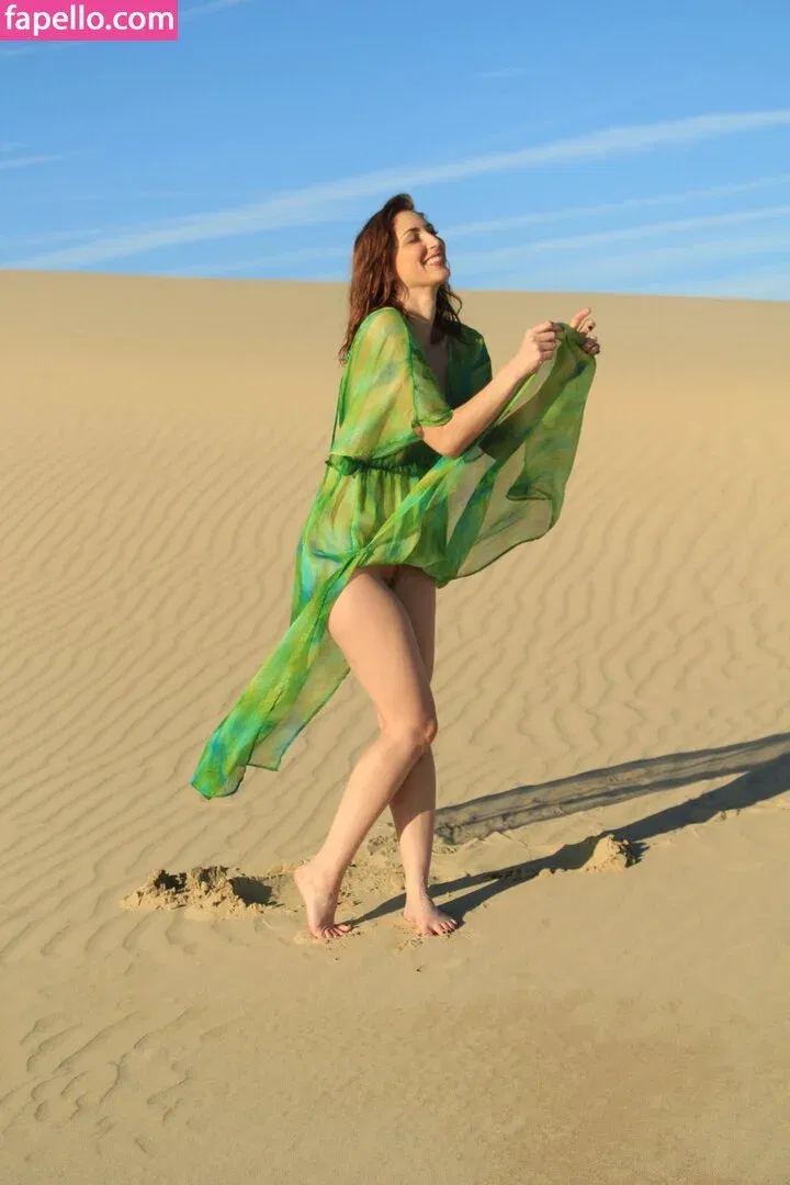 Carlotta Champagne Onlyfans Photo Gallery 