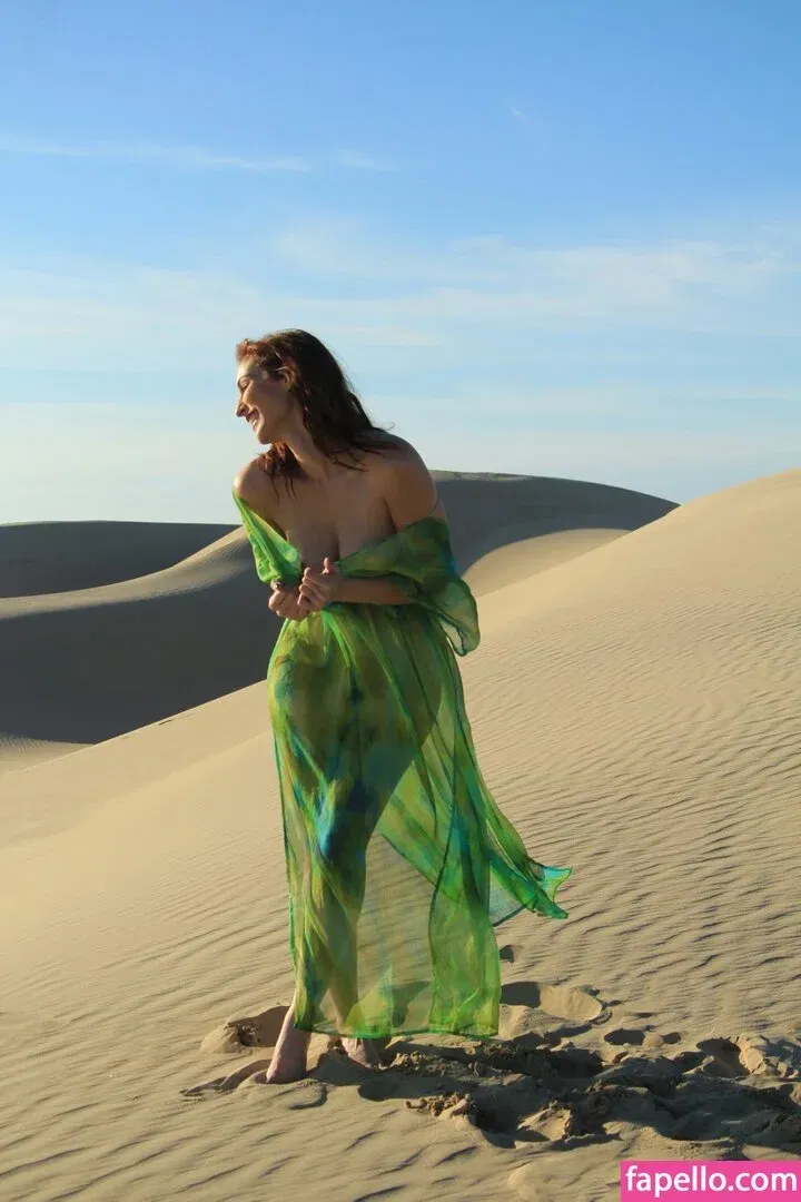 Carlotta Champagne Onlyfans Photo Gallery 