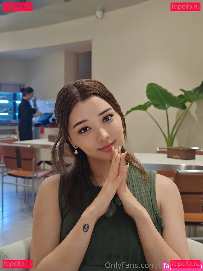 Tanya Kitsune Onlyfans Photo Gallery 