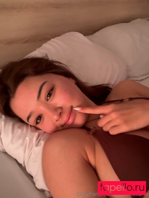 Tanya Kitsune Nude Onlyfans Photo 21