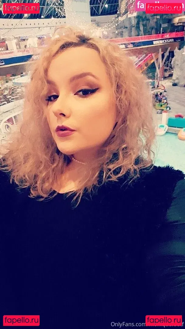 moniiquexxx Onlyfans Photo Gallery 