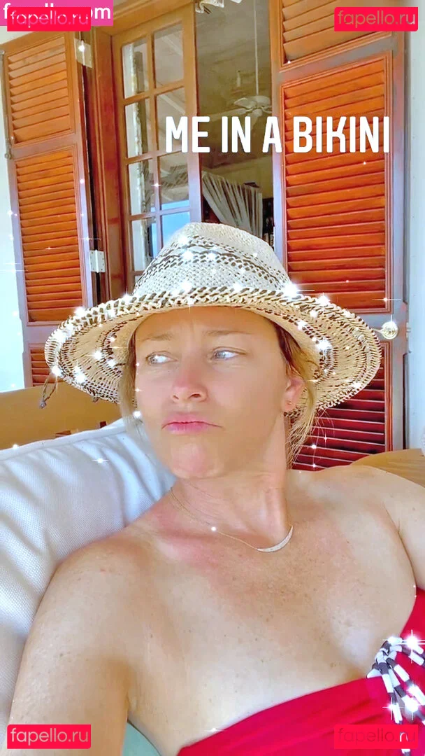 Elizabeth Banks Onlyfans Photo Gallery 