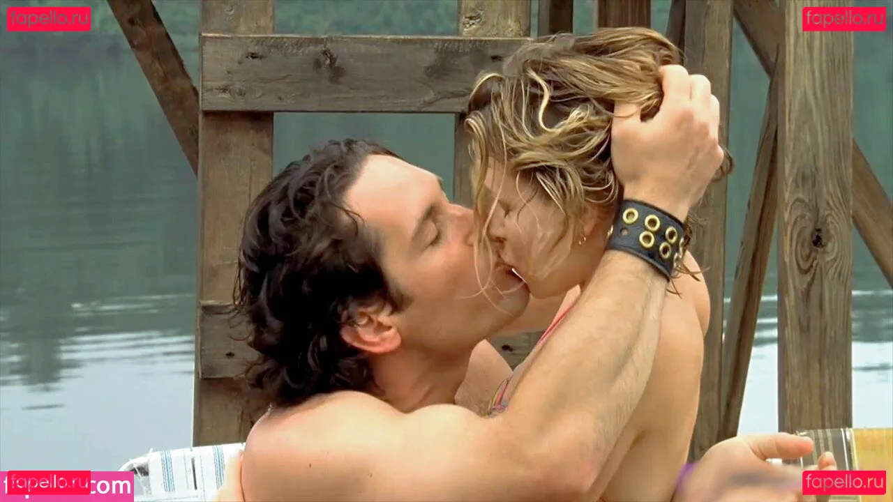 Elizabeth Banks Onlyfans Photo Gallery 