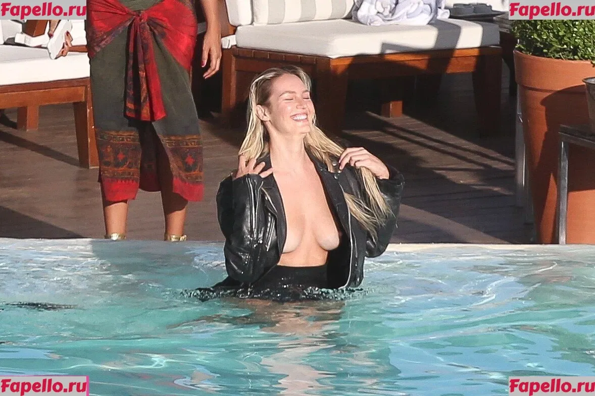 Candice Swanepoel Onlyfans Photo Gallery 