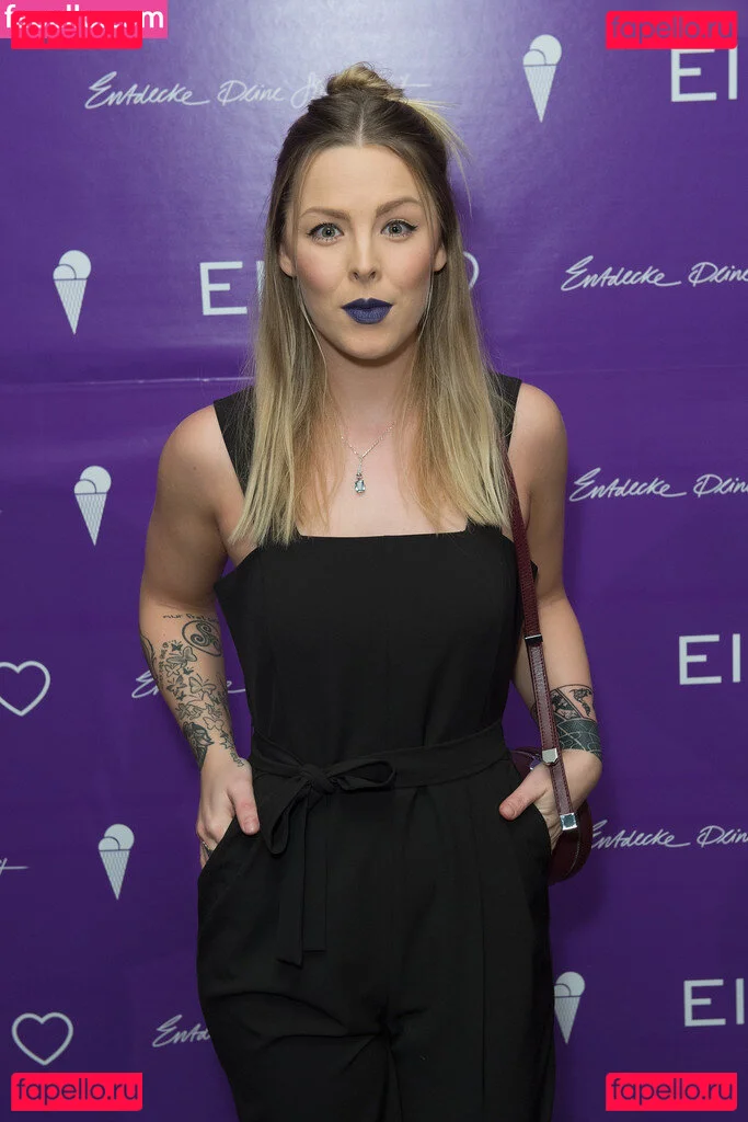 Leonore Bartsch Onlyfans Photo Gallery 